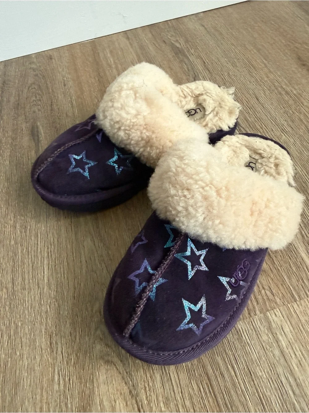 UGG Kids Star Suede Shearling Lined Slippers - Purple Size 13